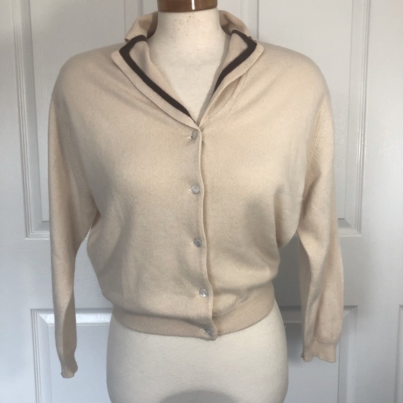 Pringle Sweaters - Pringle of Scotland - Vintage 70s-80s Cream Cashmere Cardigan - M